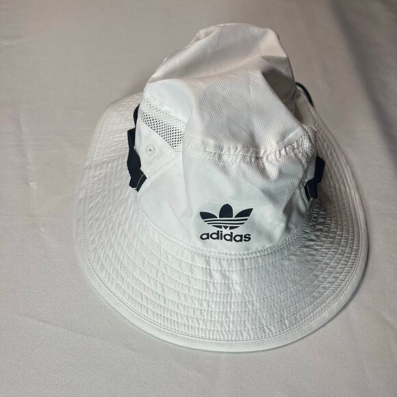 Adidas bucket Hat OSFM New no tags White with black logo and tie down strap - Picture 1 of 5